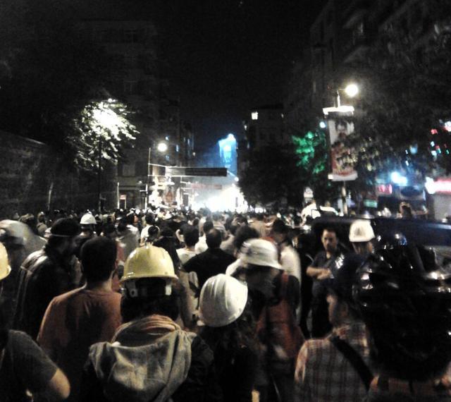 Gezi Park evacuated, Istanbul and Turkey explode